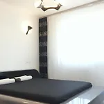 דירה Deluxe Nicolle Plus Apartment קונסטנצה