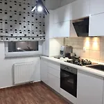 Deluxe Nicolle Plus Apartment קונסטנצה