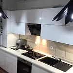 Deluxe Nicolle Plus Apartment קונסטנצה