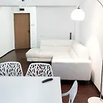 Deluxe Nicolle Plus Apartment * קונסטנצה