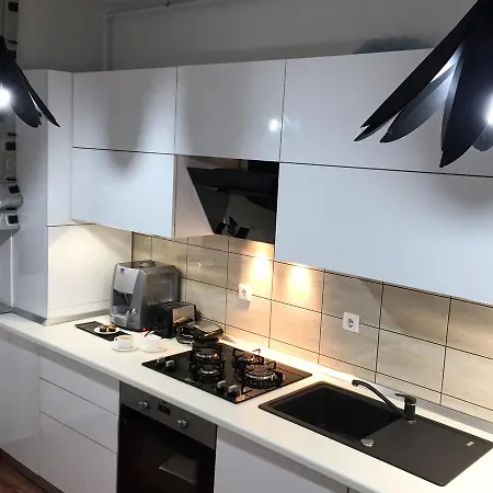 Deluxe Nicolle Plus Apartment 康斯坦察